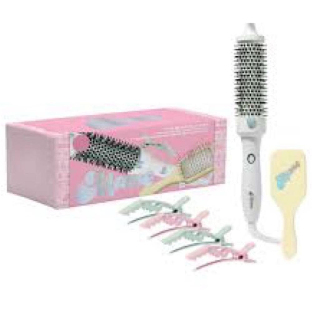 Mane Medium Hot Styling Round Brush with Clips